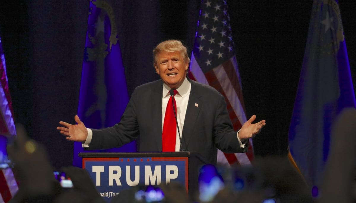 Bitcoin und Memecoins schießen hoch nach Attentatsversuch auf Donald Trump Bitcoin und Memecoins schießen hoch nach Attentatsversuch auf Donald Trump