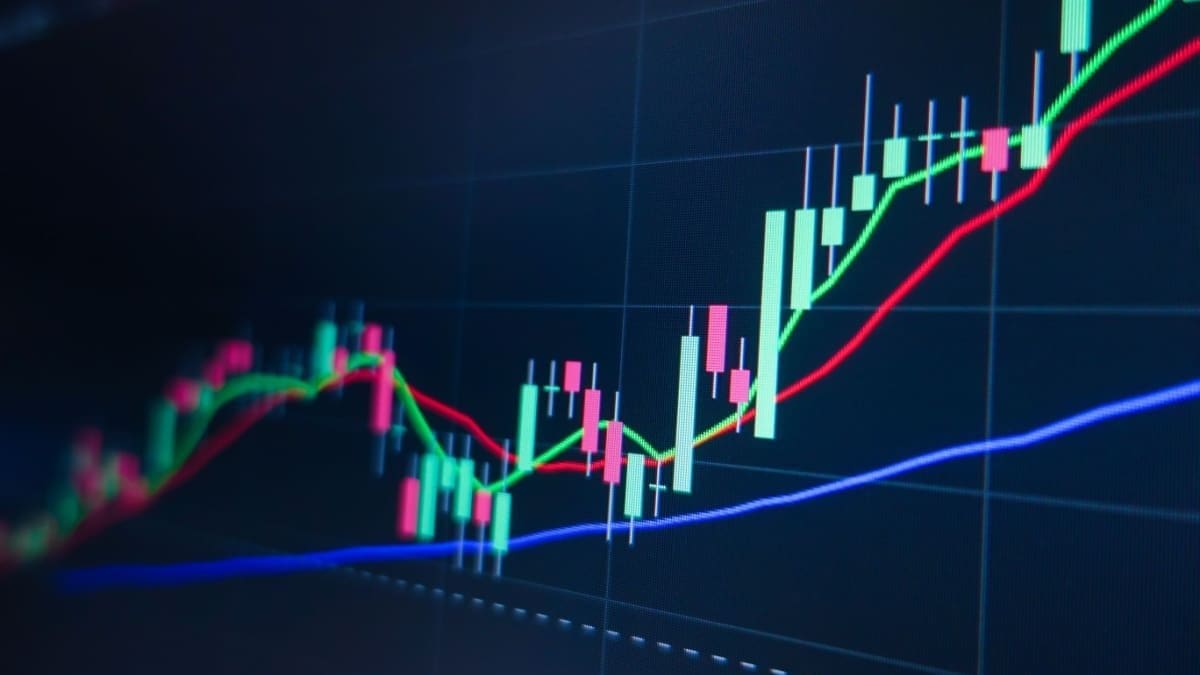 Bitcoin-Kurs macht Hoffnung nach starkem Wochenschluss, HYPE steigt um 4 % Bitcoin-Kurs macht Hoffnung nach starkem Wochenschluss, HYPE steigt um 4 %