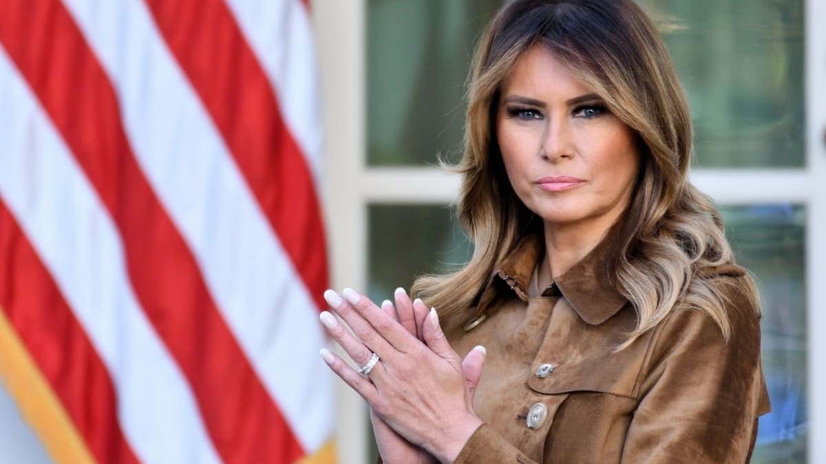 Melania Trump bewirbt weiterhin ihren eigenen Memecoin