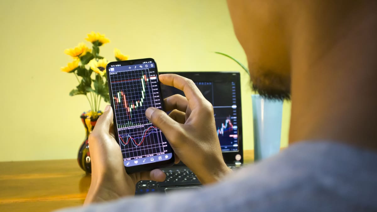 Unbekannte Krypto steigt um 87 %, während Markt crasht Unbekannte Krypto steigt um 87 %, während Markt crasht