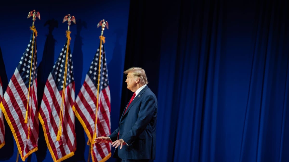 Bitcoin-Kurs crasht 5 Prozent – Markt reagiert auf Trumps Zölle Bitcoin-Kurs crasht 5 Prozent – Markt reagiert auf Trumps Zölle