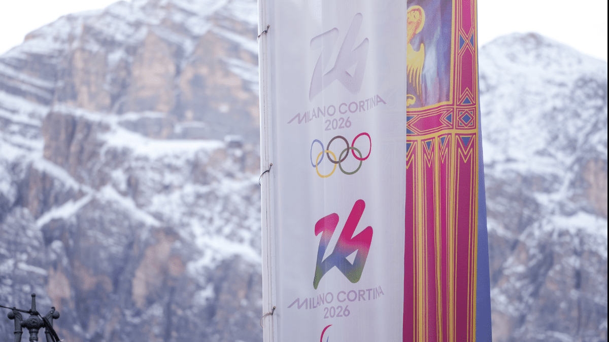 Kryptounternehmen WhiteBIT unterstützt suspendierten ukrainischen Olympioniken nach Ehrung auf Helm Kryptounternehmen WhiteBIT unterstützt suspendierten ukrainischen Olympioniken nach Ehrung auf Helm