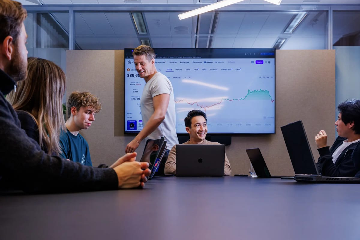 Einblick in den Arbeitsalltag bei Crypto Insiders 3