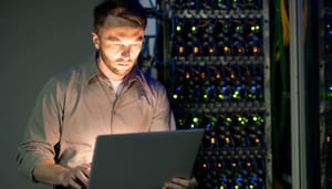 Bitcoin miners schudden markt op met grootste BTC verkoop in een jaar Bitcoin miners schudden markt op met grootste BTC verkoop in een jaar