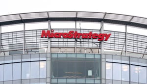 Bitcoinreus MicroStrategy steekt voor 8e week op rij megabedrag in BTC