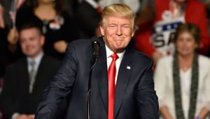 Donald Trump onthult enorme Ethereum en NFT-buit van miljoenen
