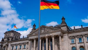 Deutschlands Haushaltskrise: Defizit steigt auf 127 Milliarden Euro Deutschlands Haushaltskrise: Defizit steigt auf 127 Milliarden Euro
