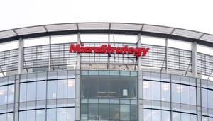 Bitcoinreus MicroStrategy wordt Strategy₿, maar boekt €645 miljoen verlies Bitcoinreus MicroStrategy wordt Strategy₿, maar boekt €645 miljoen verlies
