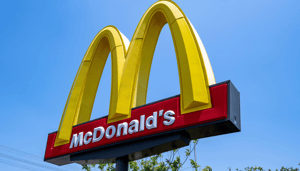 Crypto-oplichter hackt McDonald's en scoort fortuin met Solana memecoin Crypto-oplichter hackt McDonald's en scoort fortuin met Solana memecoin