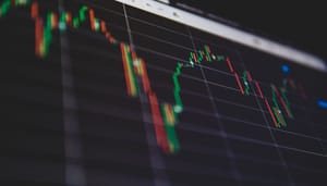 Bitcoin und Ethereum erholen sich trotz neuer Angriffe zwischen den USA und Iran Bitcoin und Ethereum erholen sich trotz neuer Angriffe zwischen den USA und Iran
