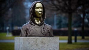Satoshi-Nakamoto-Statue in Lugano wieder aufgetaucht Satoshi-Nakamoto-Statue in Lugano wieder aufgetaucht