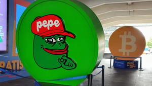 PEPE-memecoin-logo-groen-rood-pet Nederlandse trader onthult: zo spot je memecoin parels vroegtijdig