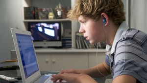 schoolverlater-wordt-jongste-miljardair Mit fünfzehn Millionär – will sofort einen Lamborghini kaufen