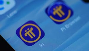 Pi-network-app-logos Pi Network apps te zien op een telefoonscherm