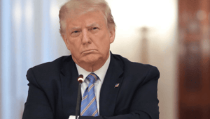 Trump lanza su propia stablecoin: ¿conflicto de intereses? Trump lanza su propia stablecoin: ¿conflicto de intereses?