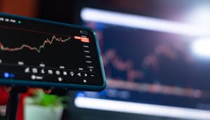 Trading grafiek koers telefoon foto van een smartphone met koersgrafiek