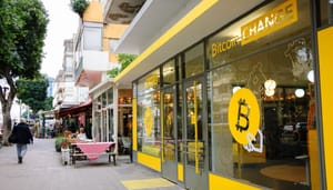 Bitcoin winkel Bitcoin deutlich über 100.000 $ trotz Verkaufswelle – Vorbote einer neuen Rallye?