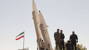 Altcoins und KI-Kryptowährungen stürzen nach Angriff auf Iran ab
