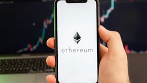 Ethereum logo Ethereum am Tiefpunkt – kommt jetzt die Kursexplosion?