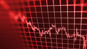 Warum der Bitcoin-Preis sinkt, während die Akzeptanz zunimmt Warum der Bitcoin-Preis sinkt, während die Akzeptanz zunimmt
