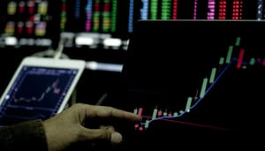 Bitcoin stabil bei 116K – Fed-Entscheid und ETF-Zuflüsse im Fokus Bitcoin stabil bei 116K – Fed-Entscheid und ETF-Zuflüsse im Fokus