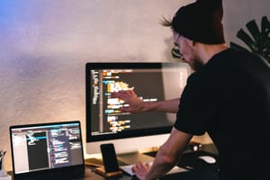 Analist laptop crypto Analist laptop crypto