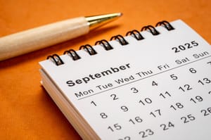 September,2025,-,Small,Spiral,Desktop,Calendar,,Time,And,Business Wichtige Woche für Krypto: Diese Ereignisse gehören in den Kalender