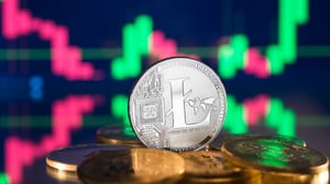 Shutterstock_2142320155 Litecoin am Wendepunkt: „Kurs kann auf 50 Dollar zurückfallen"