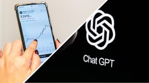 Een afbeelding van een XRP pagina links met een grafiek van de XRP koers en chatGPT rechts