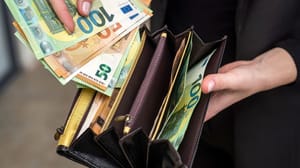 Geld Kryptos im Fokus – doch dieser Zins gibt den Ton an