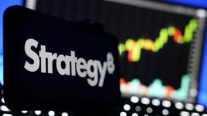 Strategy (2) Krypto-Gigant sammelte 2025 Milliarden für Bitcoin: Rekord rückt näher