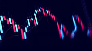 Een afbeelding van een stuiterende volatiele candle chart grafiek van de koers van een crypto zoals bitcoin of ethereum, groen en rood Ethereum menace de perdre sa place de deuxième plus grande cryptomonnaie