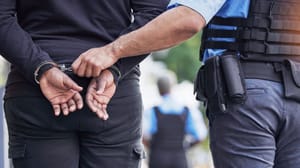 Bande ehemaliger ukrainischer Agenten wegen brutaler Krypto-Entführungen festgenommen