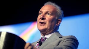 Goldexperte Peter Schiff warnt vor Bitcoin-Crash auf 20.000 Dollar