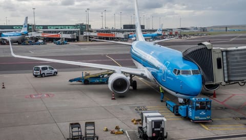 Solana auf gehacktem KLM-Account beworben: „Flug zum Mond“