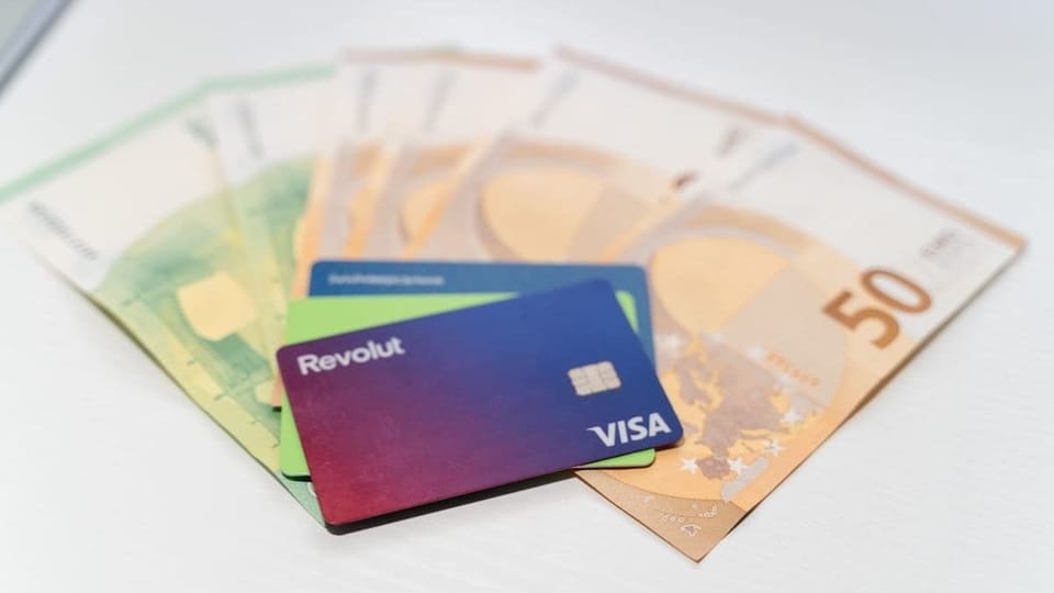 Mit Dogecoin im Supermarkt bezahlen dank neuer Debitkarte von Revolut
