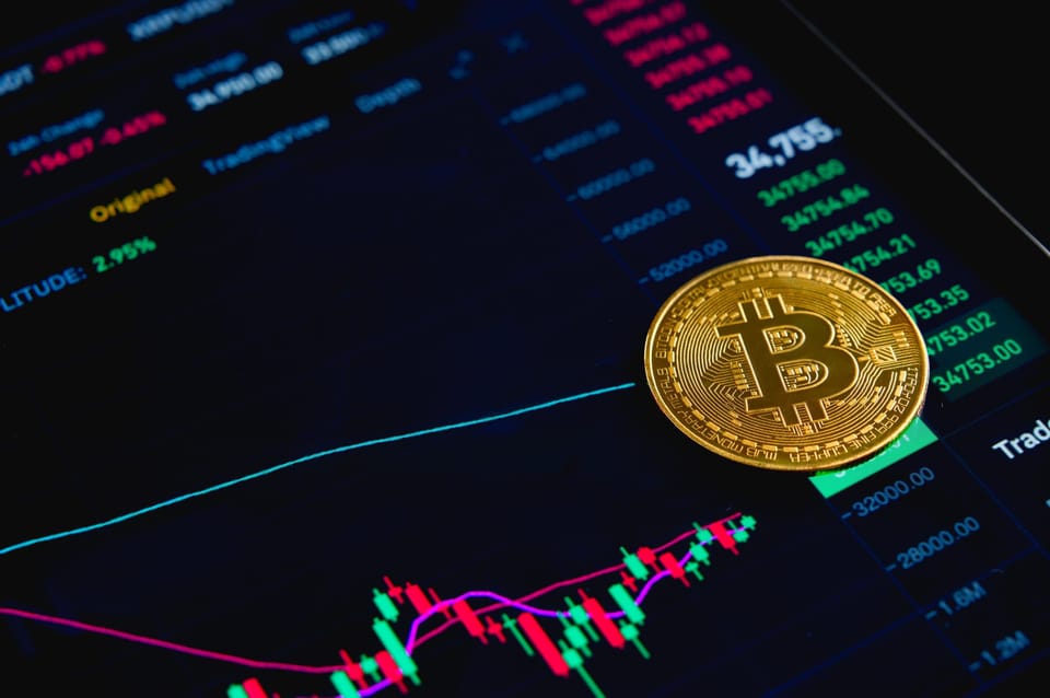 Der Markt stellt sich auf Turbulenzen ein: Diese 3 Faktoren könnten Bitcoin beeinflussen
