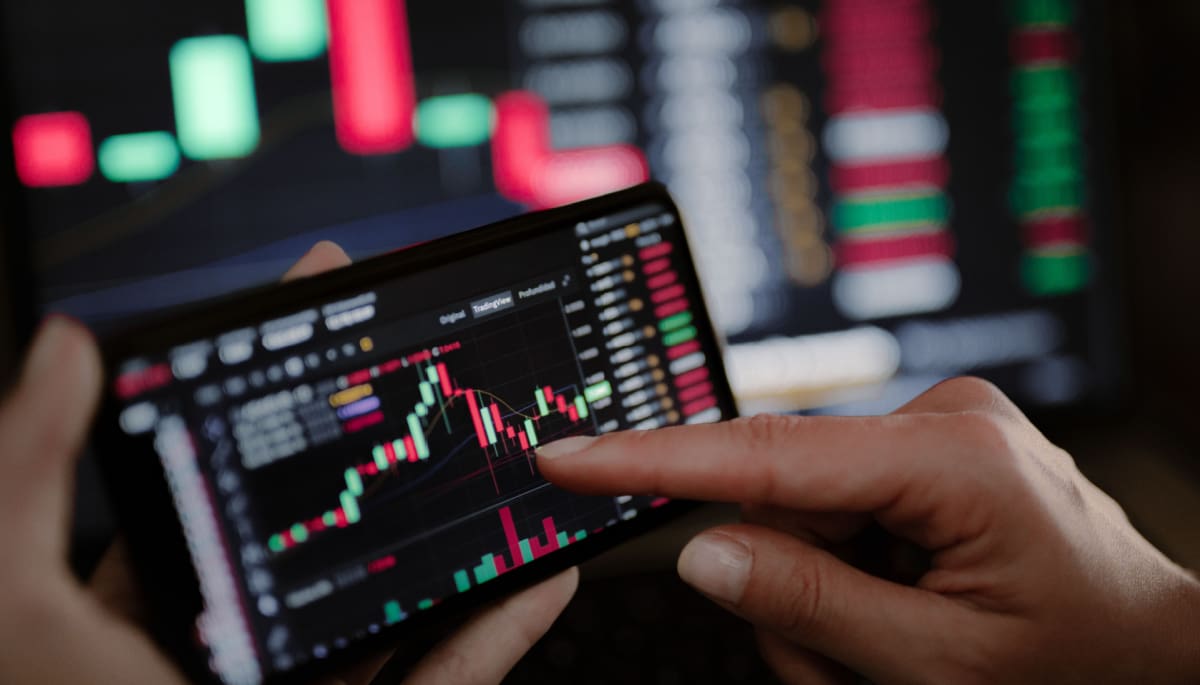 XRP verslagen door nieuwkomer BONK_ Volume & prijs schieten omhoog XRP verslagen door nieuwkomer BONK: Volume & prijs schieten omhoog
