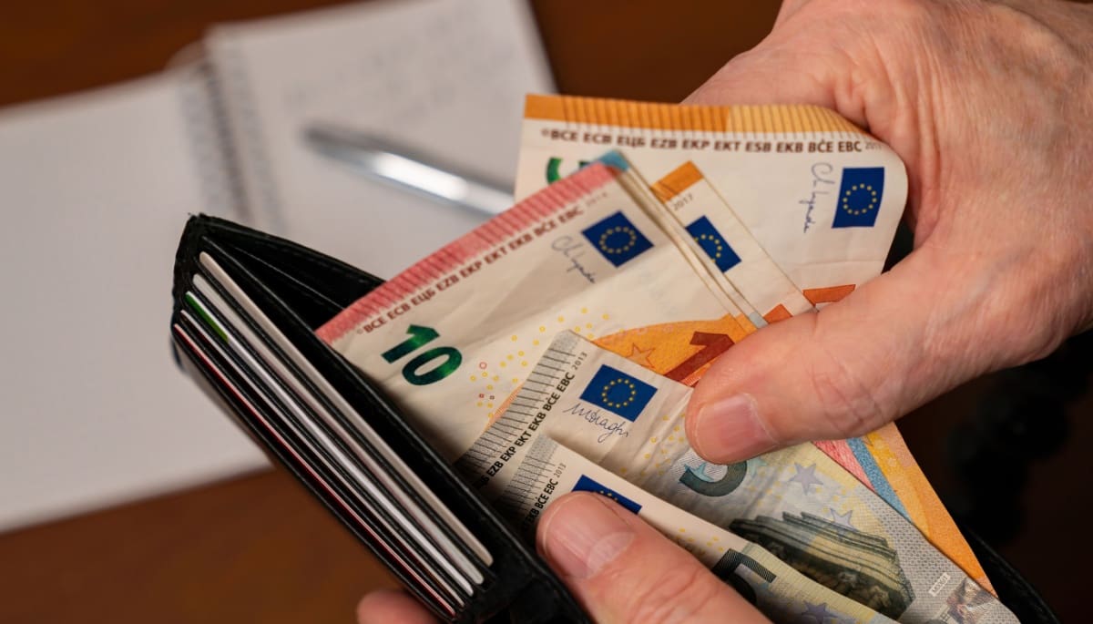 Euro-Shiba-inu-DCA Sinds 2023 wekelijks €25 aan shiba inu kopen: dit is het resultaat