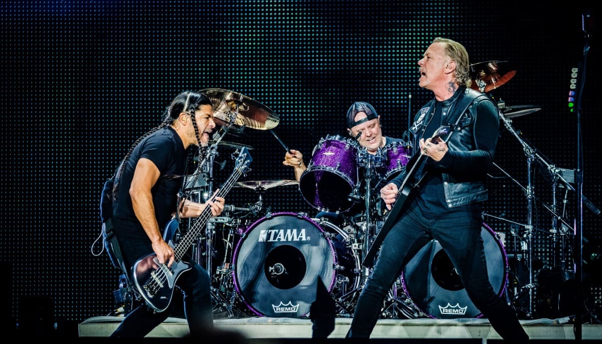 Metallica-in-Amsterdam Metallica crypto-hack zorgt voor 43.000% explosie crypto scam coin