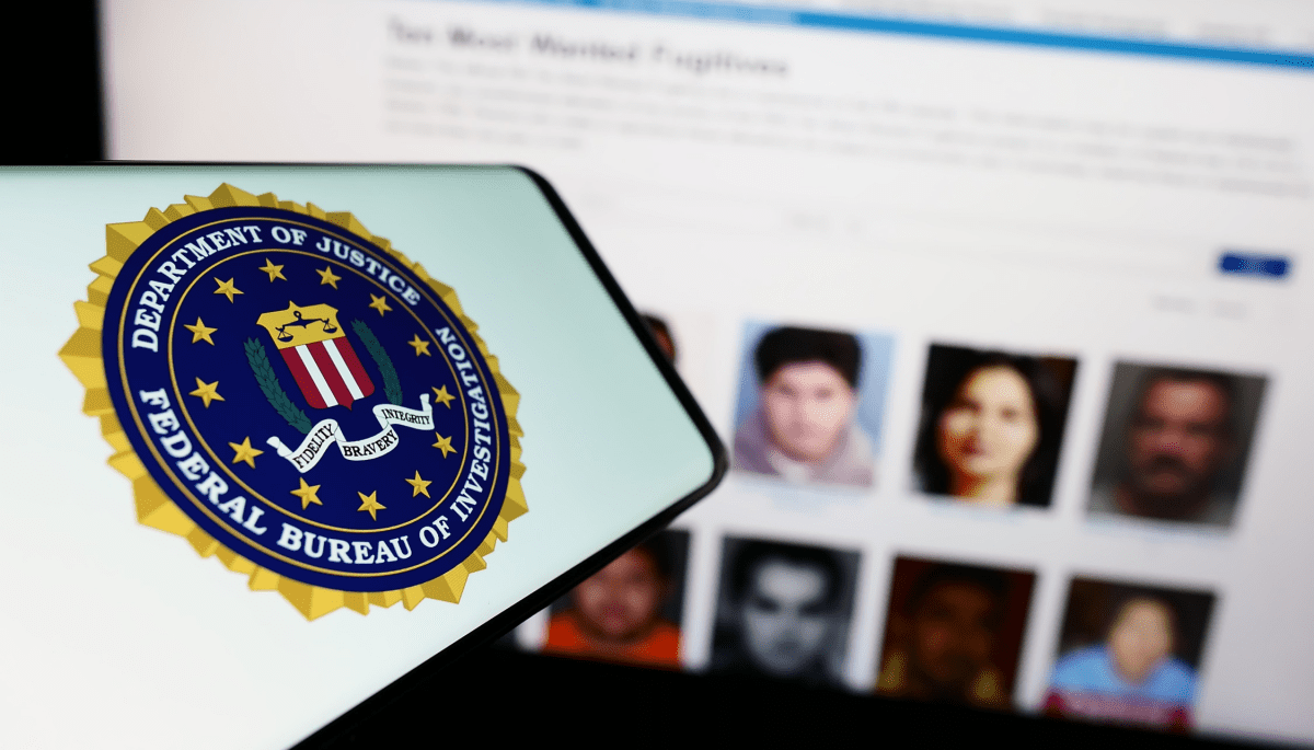 Crypto Ontbijt: Overheid dumpt Bitcoin, FBI jaagt op CryptoQueen & meer Crypto Ontbijt: Overheid dumpt Bitcoin, FBI jaagt op CryptoQueen & meer
