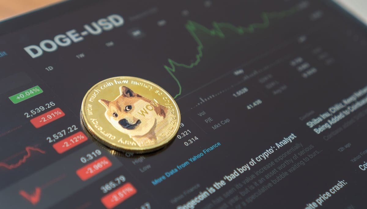 Dogecoin cae: ¿última caída antes de una gran subida? Dogecoin cae: ¿última caída antes de una gran subida?