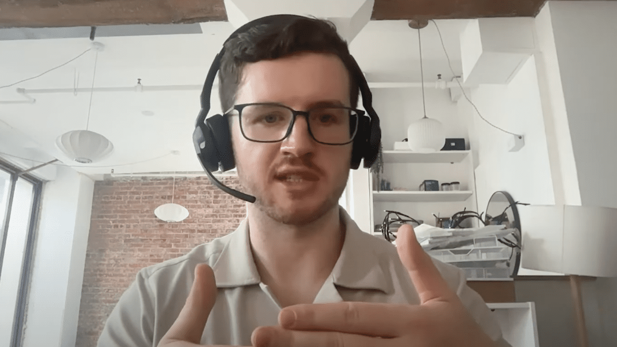 Harry Donnelly (Circuit) Harry Donnelly (Circuit) in podcast with michael vd poppe new era podcast
