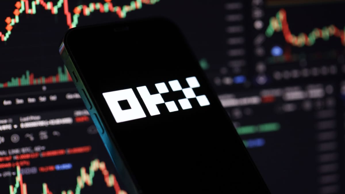 Een afbeelding van OKX, een cryptobeurs die veelal in Europa actief is en die een breed scala aan cryptomunten aanbiedt