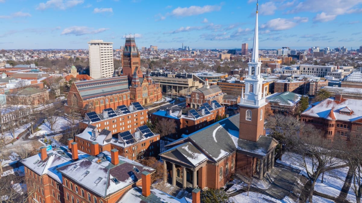 Harvard Berühmteste Universität der Welt verkauft 20 Prozent Bitcoin