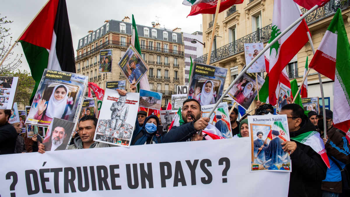 Frankreich meidet Krieg im Iran: die Auswirkungen auf Bitcoin Frankreich meidet Krieg im Iran: die Auswirkungen auf Bitcoin