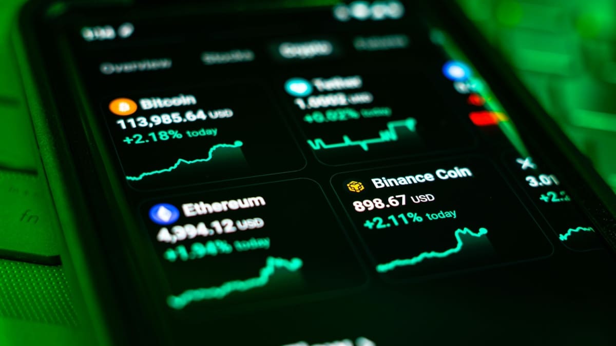 Shutterstock_2676699891 (1) Voici à quoi pourrait ressembler le portefeuille crypto idéal selon l’IA en 2026